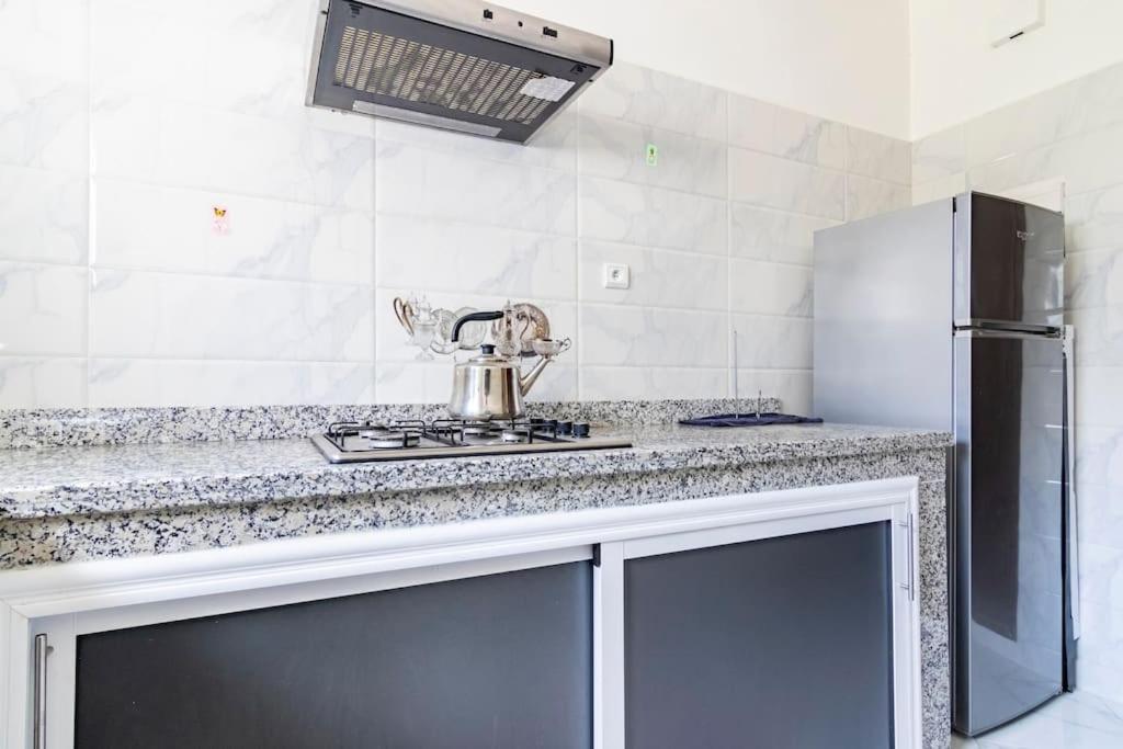 Appartement Chaleureux Et Calme, Parking, Jardin Agadir Buitenkant foto