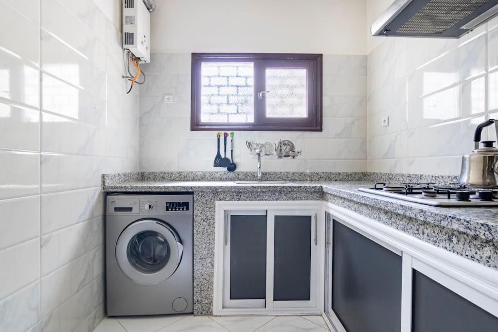 Appartement Chaleureux Et Calme, Parking, Jardin Agadir Buitenkant foto